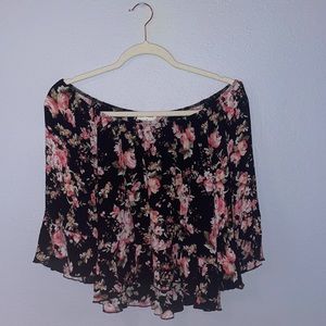 Off the shoulder floral long sleeve
